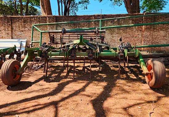 Implemento Agrícola Stara, Modelo Escarificador FOX 13H